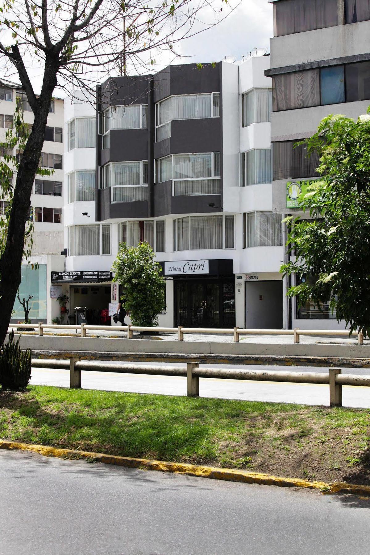 Hostal Capri Quito Exterior foto