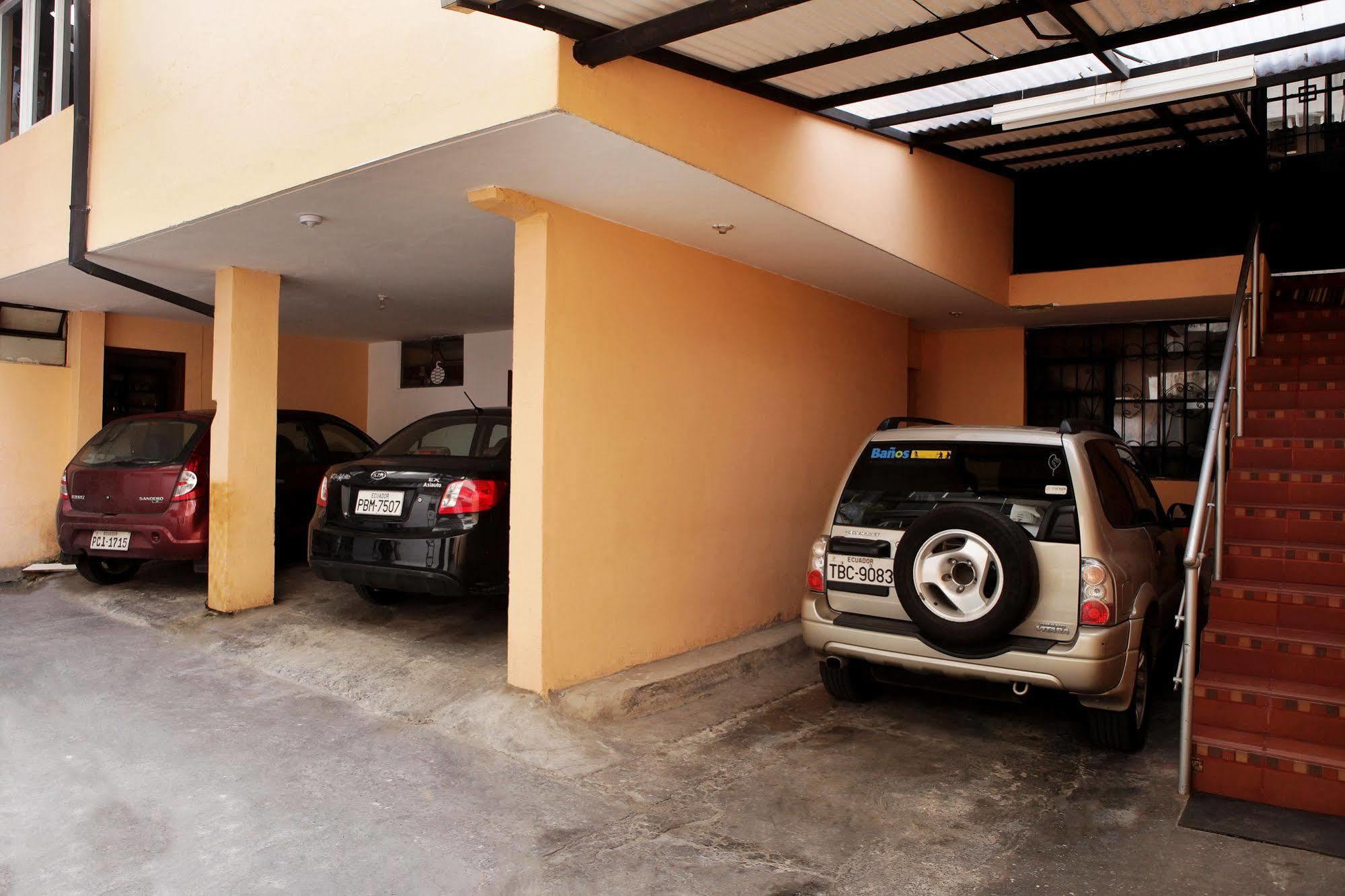Hostal Capri Quito Exterior foto